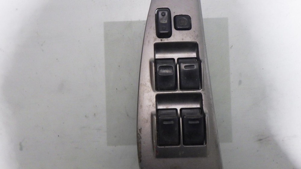 03 PONTIAC VIBE Front Door Switch