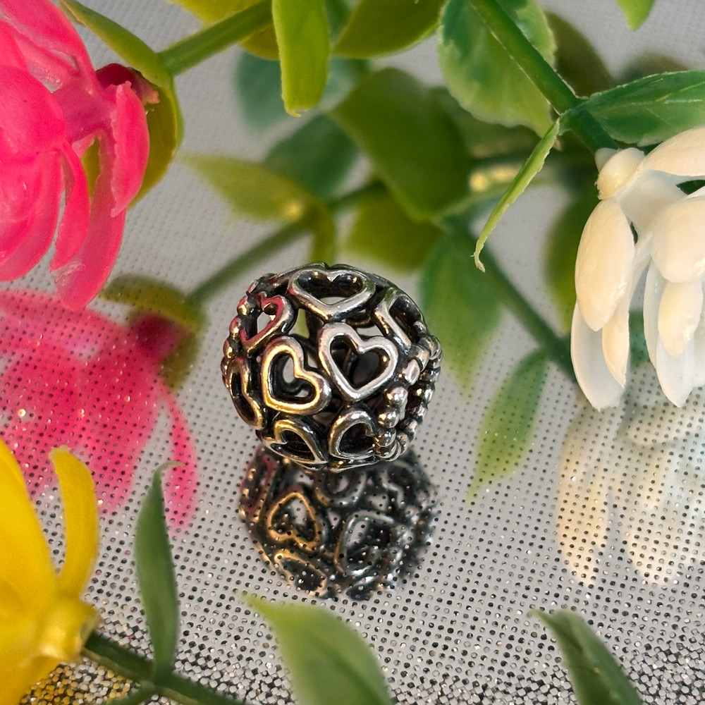 Pandora 💖 Hearts All Over Charm 🌟💫