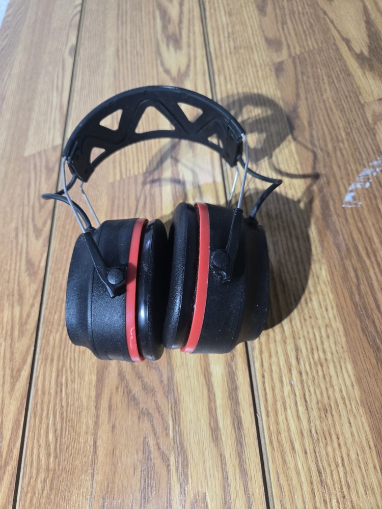 3M Connect Wireless Bluetooth Hearing Protection Headphones