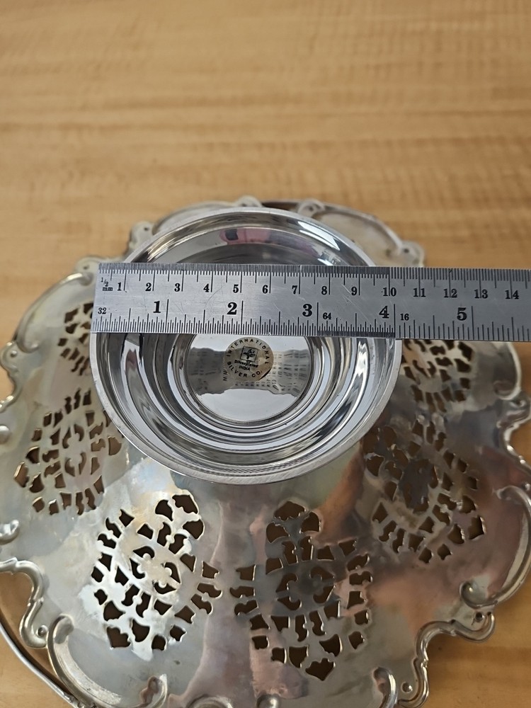 International Silver Co. Lovelace Pedestal Footed Dish w/Hinged Handle INDIA 11"