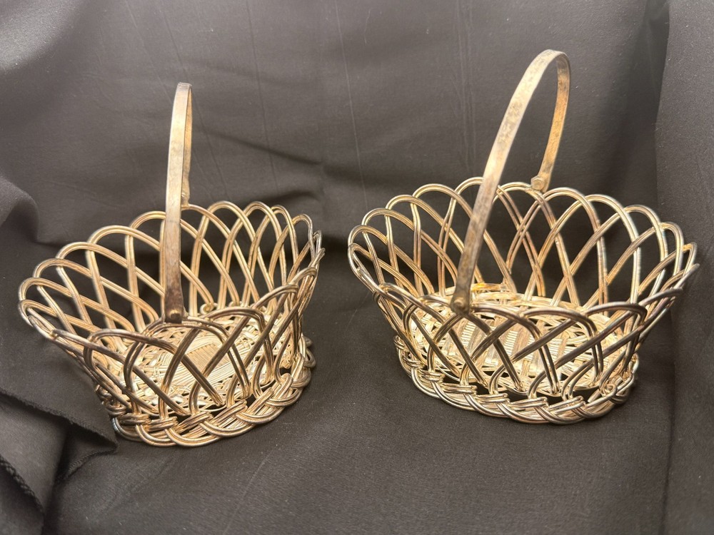 Vintage Silverplate Wire Basket Lot Set of 2 Handled EPNS India