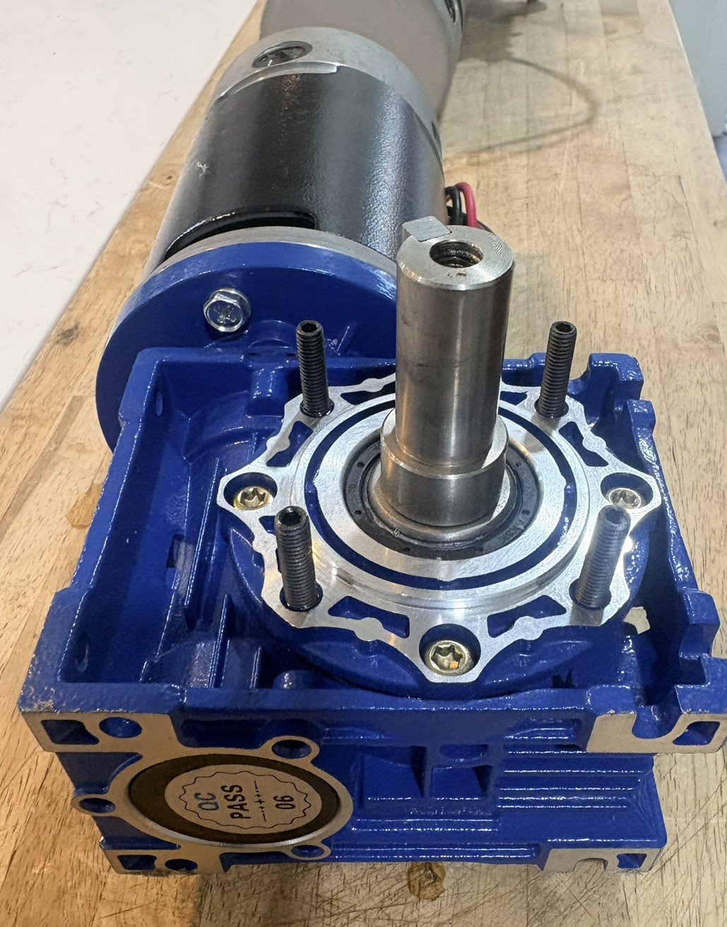 Tennant 1253195. T7 Brush/Pad motor assembly. Floor scrubber  T7,  T7AMR, SSR.