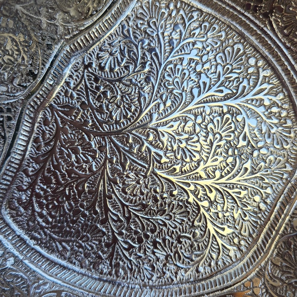 Intricate Silver Plated? Metal Apple Shaped Candy Trinket Dish Engraved 5.25" L