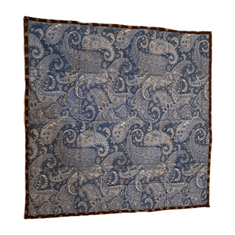 Fidget Quilt Zip Chain Button 22" Square (L)
