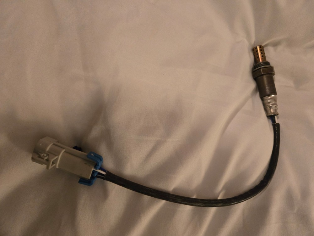 Genuine GM Heated Oxygen Sensor 12611127