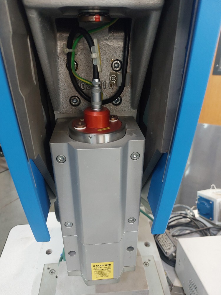 Hermann CNC Ultrasonic Welding System HSSDC w/ Elect'l adjustable height table