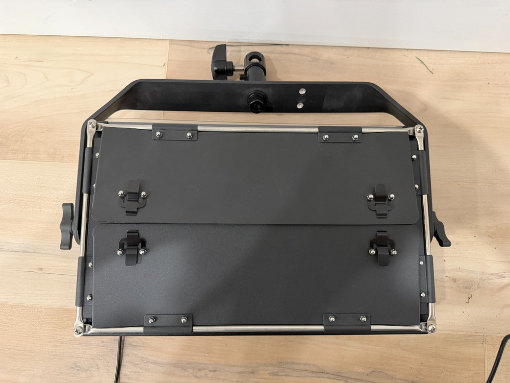 ikan Rayden RW5 Daylight Half x 1 Studio & Field LED Light