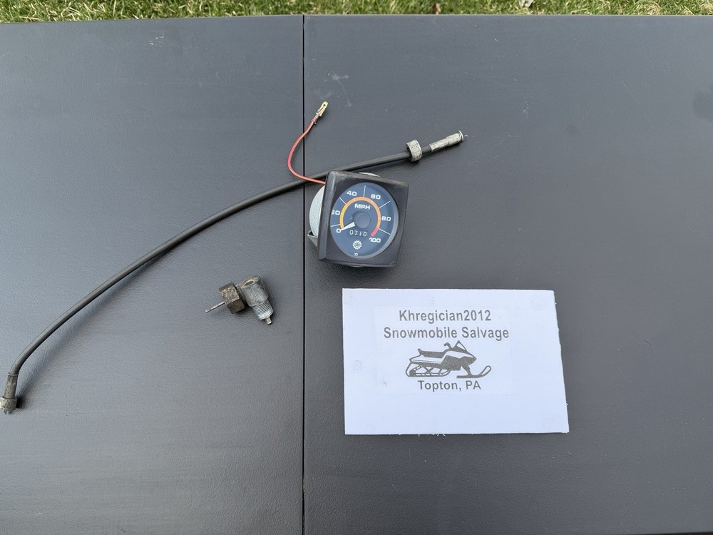 Ski-Doo Citation OEM Square Speedometer 3.15" Cable/Fitting 710 Miles!
