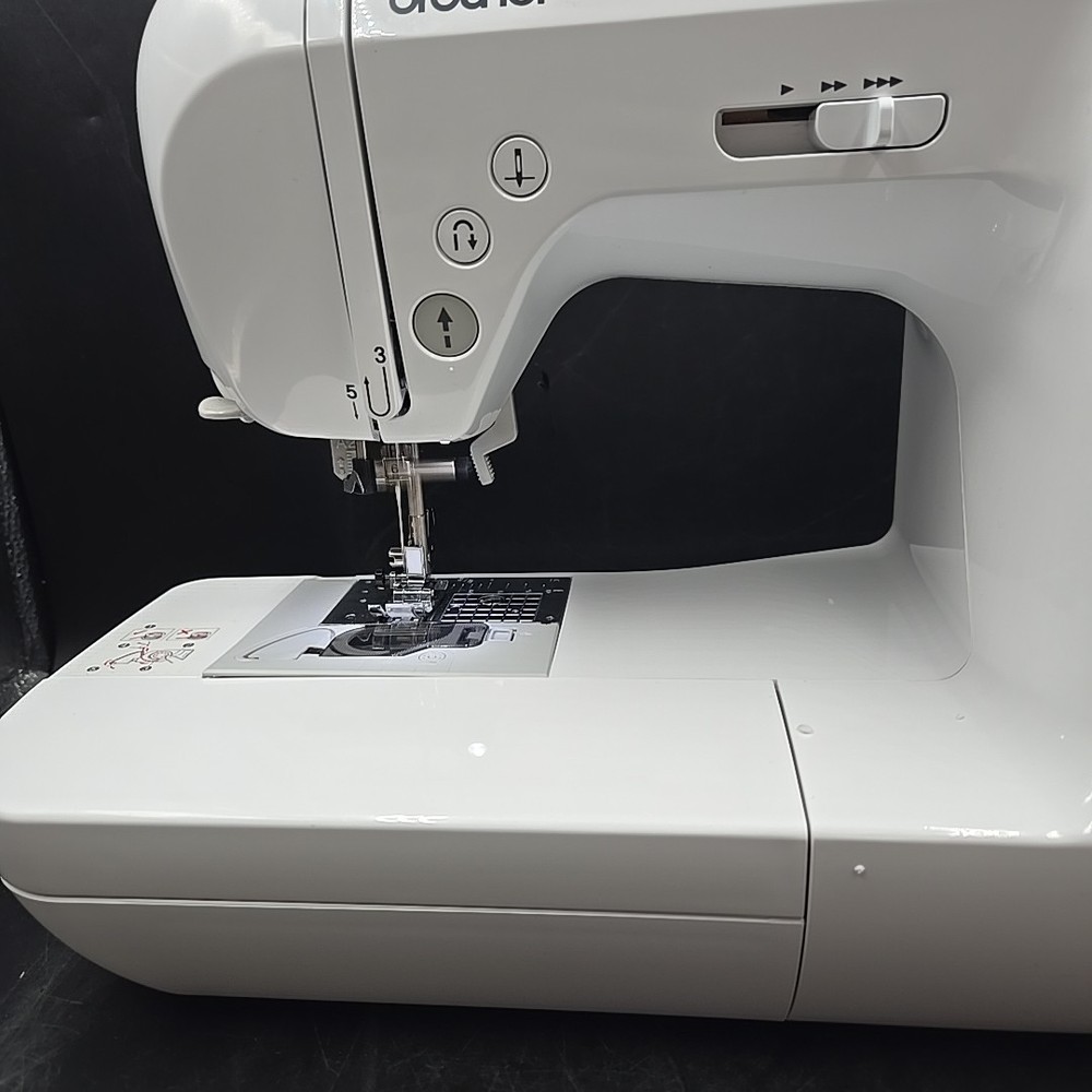 Brother ST150HDH Strong and Tough Computerized Sewing Machine