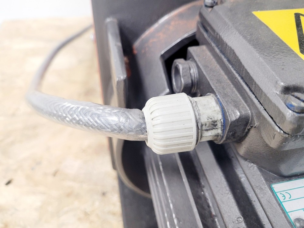 Edwards E2M40 Rotary Vane Vacuum Pump