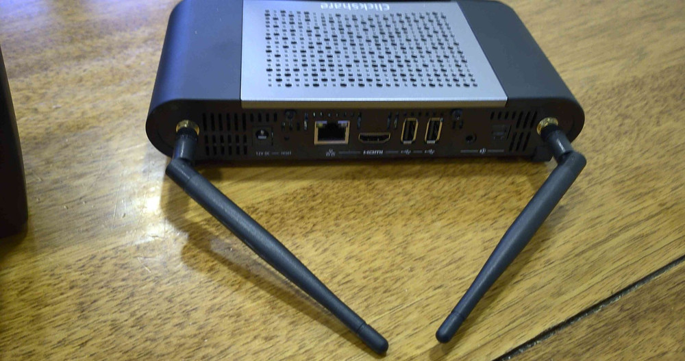 Barco ClickShare CSE-200 Wireless Presentation System w/ 2x Buttons & Holder