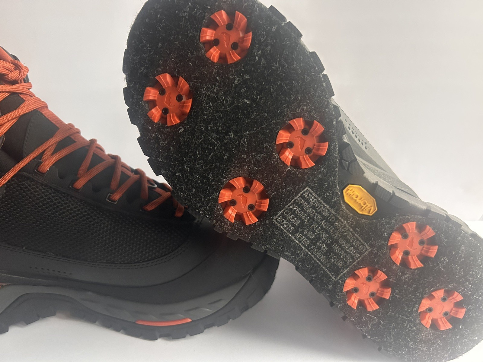 Simms G4 Pro Powerlock Men's Boots in Carbon - New with Box