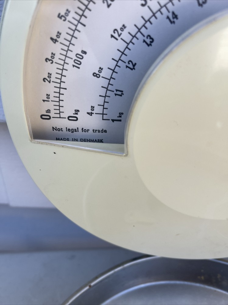 Vintage EVA Wall Mount Kitchen Scale Detachable Base Made In Denmark