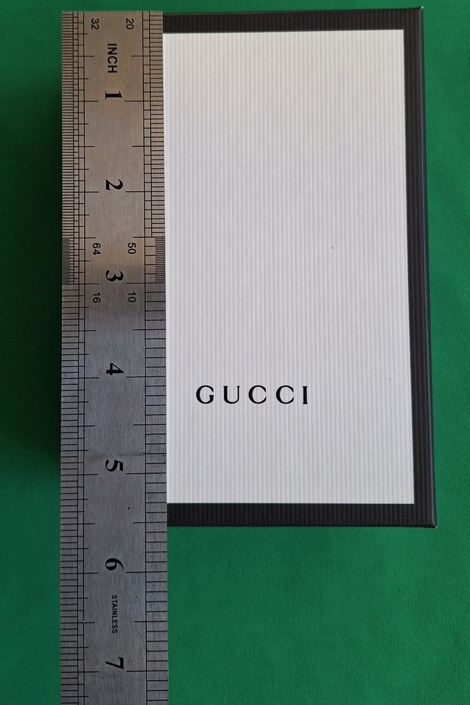 Authentic GUCCI White Black Empty Gift Box. Size 5.5×3.7 Great Condition