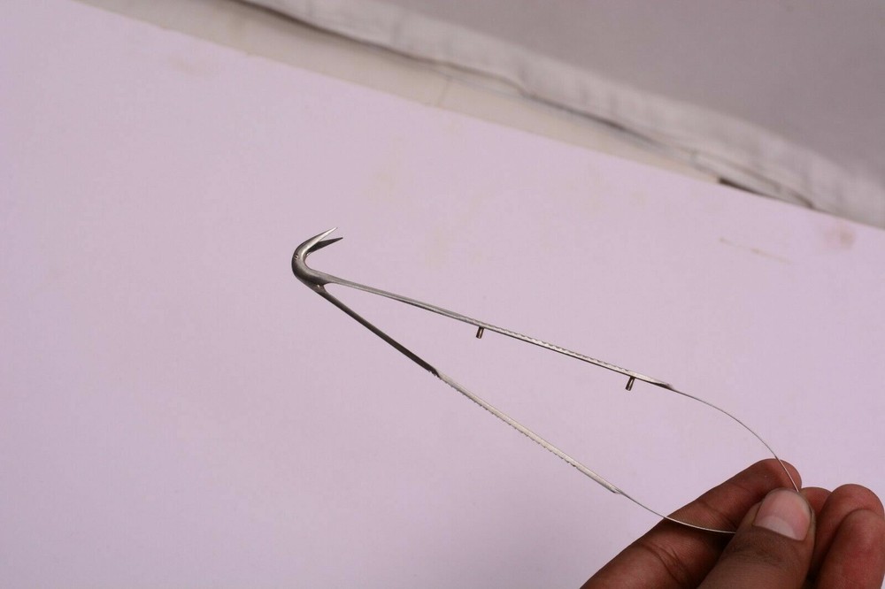 Micro Vascular Scissors Fine 125° Degree Reverse Angle Tip Ophthalmic Autoclave