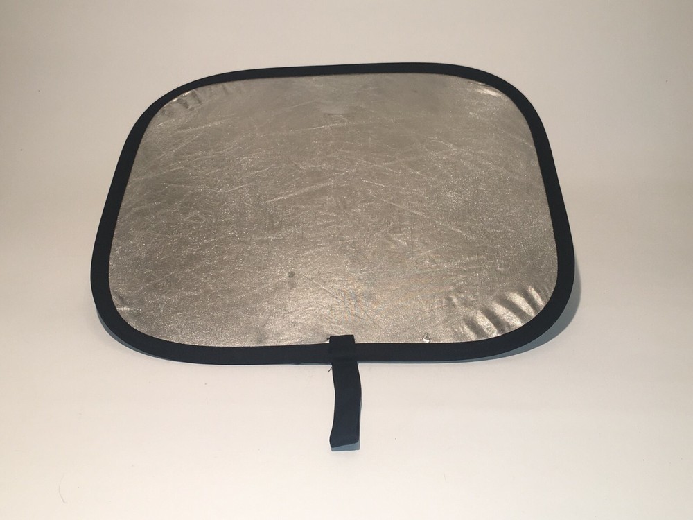 Britek Light Panels 20 x 20 inch  Compact & Flexible Reflector  Silver & White