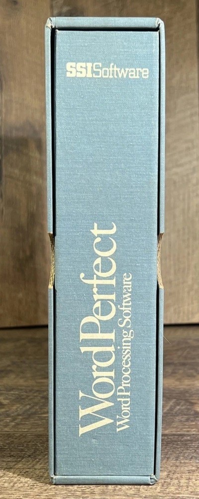 SSI Software Word Processing Computer WordPerfect Version (IBM)4.0a 1984 Vintage