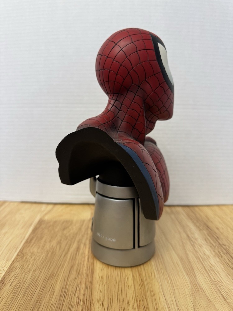 Spider-Man Bust Legends In 3Dimensions - Marvel Comics - VHTF RARE! 1390/3000