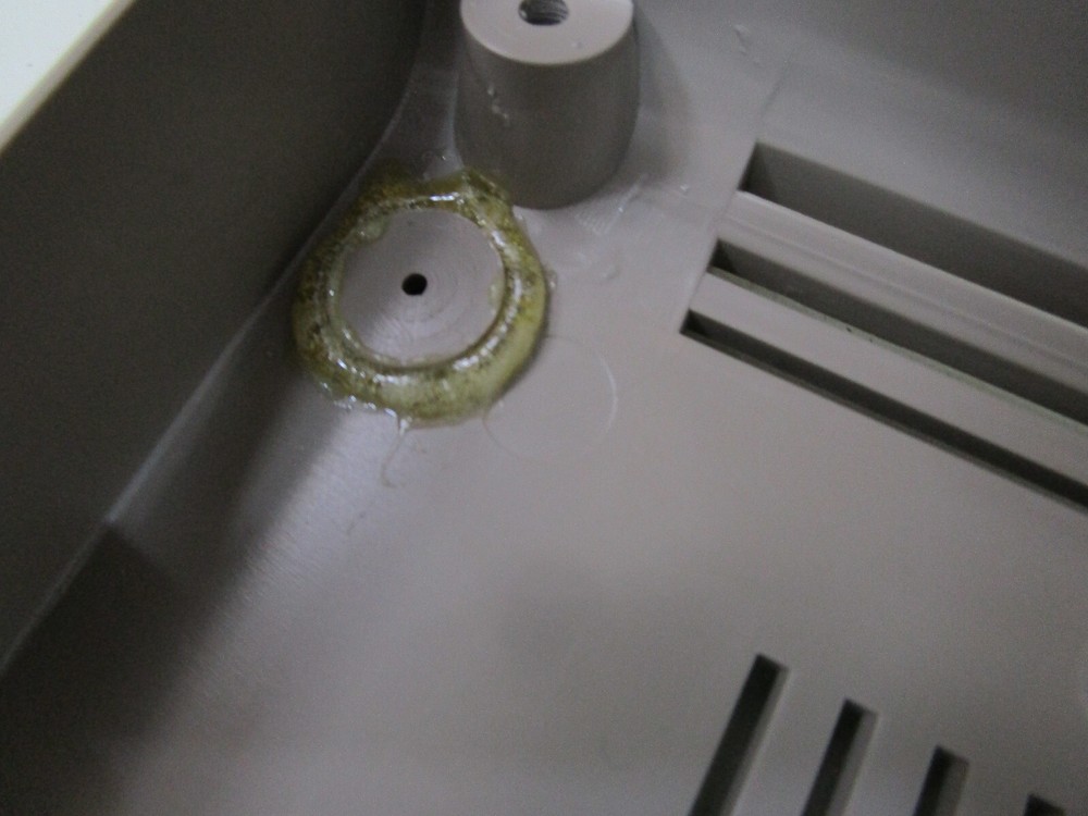 COMMODORE 64 COMPUTER 326298 HEATSINKS CERAMIC TESTED AND WORKING LOT #59