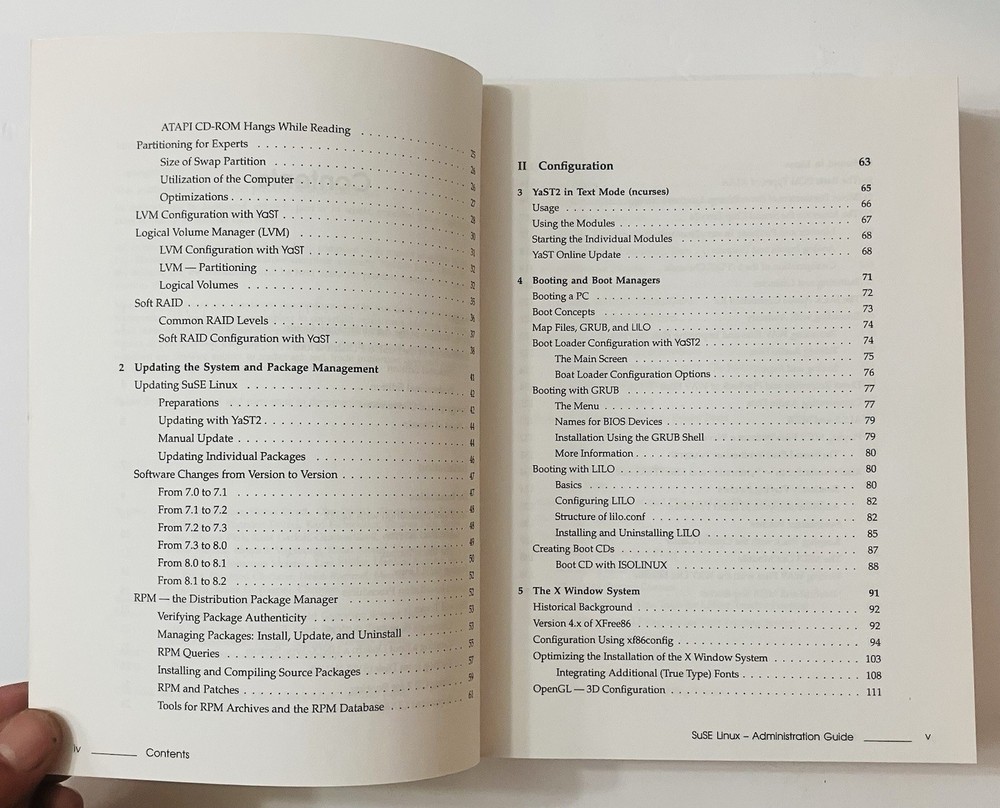 SuSE Linux 8.2 Administration Guide (2003) Vintage Linux Manual | VG Condition