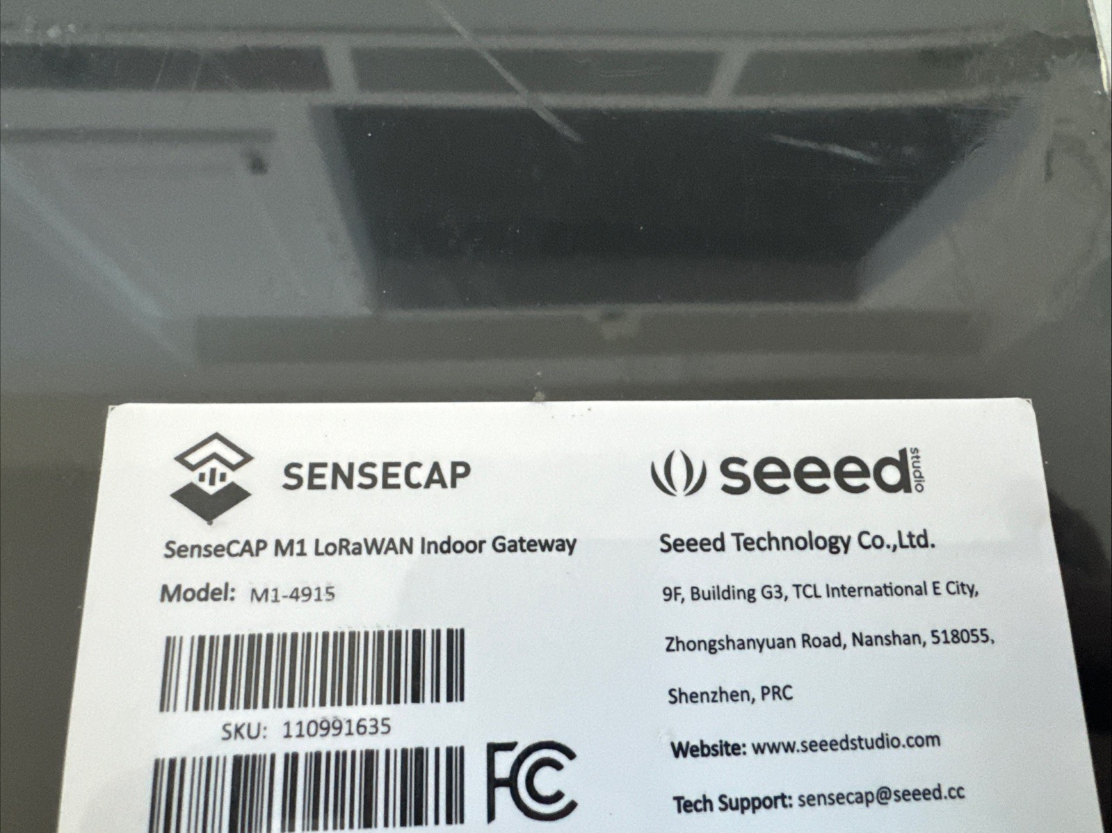 SenseCAP M1 LoRaWAN Indoor Gateway Helium Crypto Miner Hotspot M1-4915 - Sealed