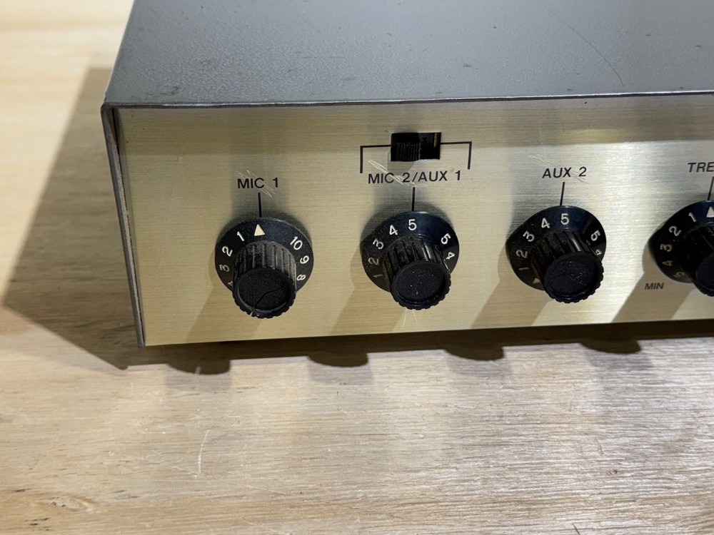 Vintage Bogen C-60B Solid State Power Amp | Unit Powers-On | Unit Sold AS-IS