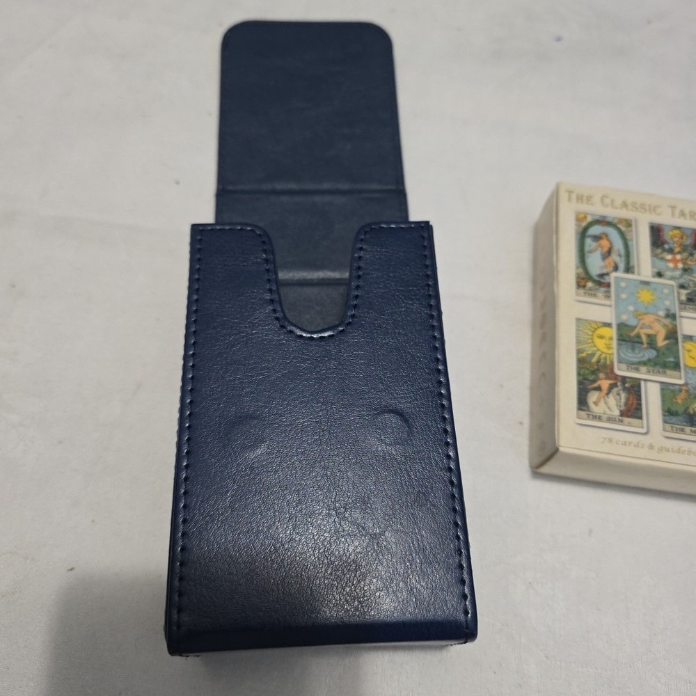 Tarot Classic Card Deck Stuart R Kaplan 78 CARDS With Leather Case