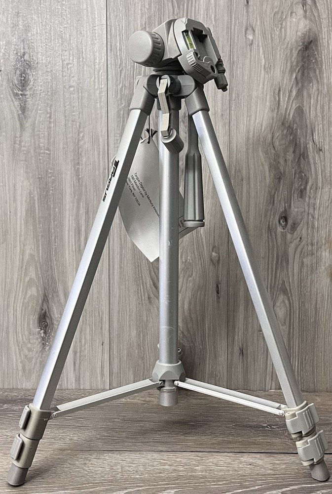 Targus 54” Tripod Camera Camcorder TG-54TR