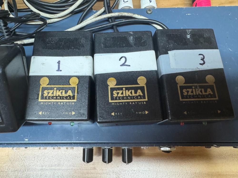 Szikla Cue King Rev1 Reversing Remote Presentation System