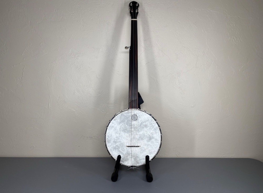 5-String Open-Back Banjo with Case in Excellent Condition, Nylon Strings