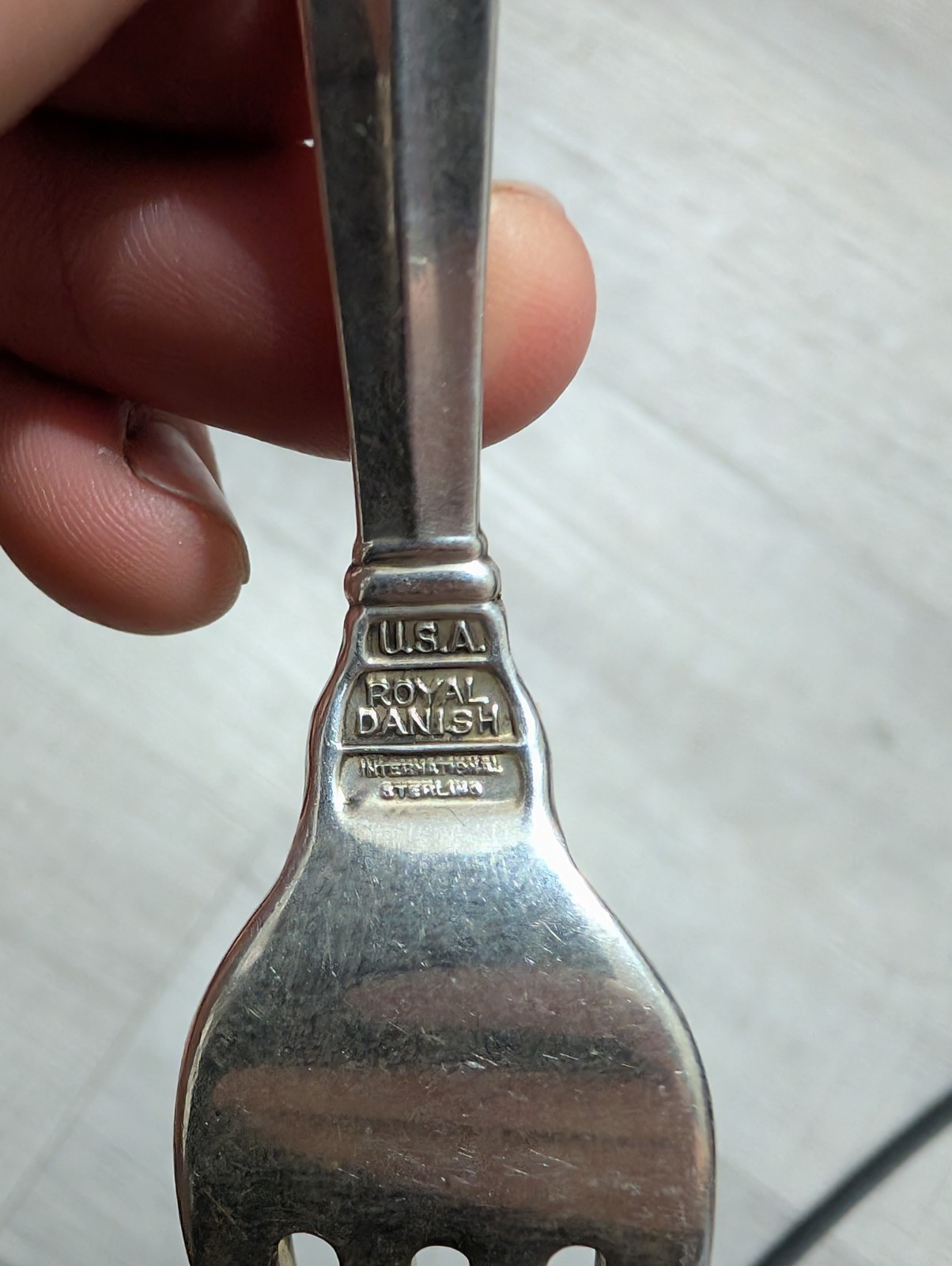 INTERNATIONAL ROYAL DANISH STERLING SILVER DINNER FORK 7 1/8" NO MONOGRAM