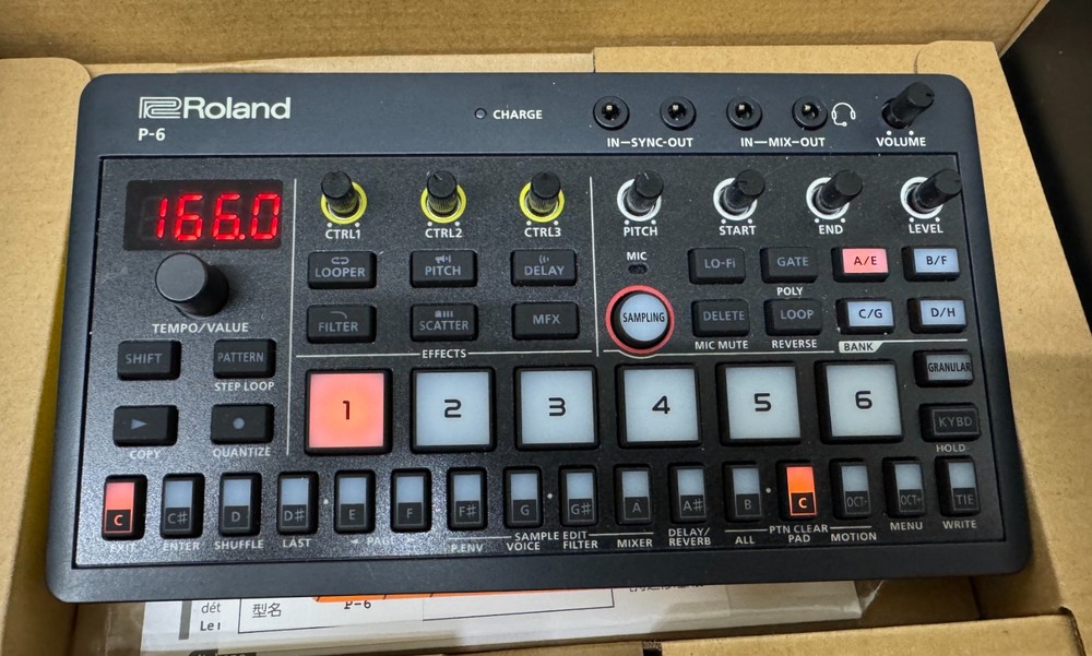 Roland P-6 AIRA Compact Creative Sampler - Used
