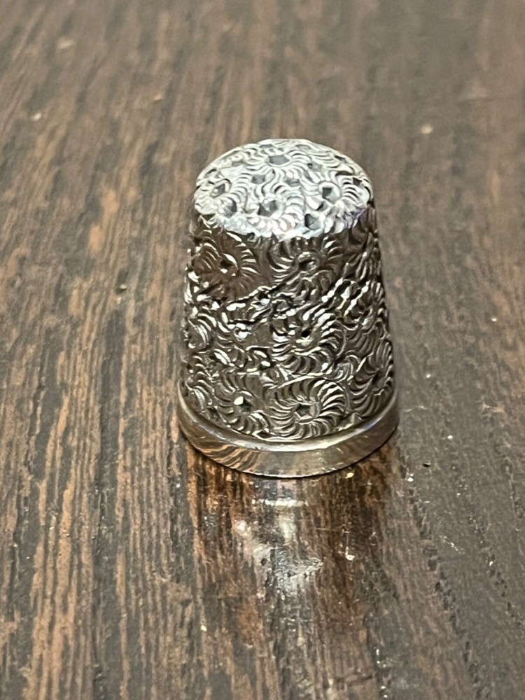 Antique Silver Decorative Thimble