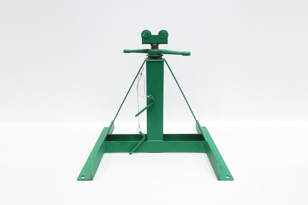 Greenlee 683 Screw Type Reel Stand
