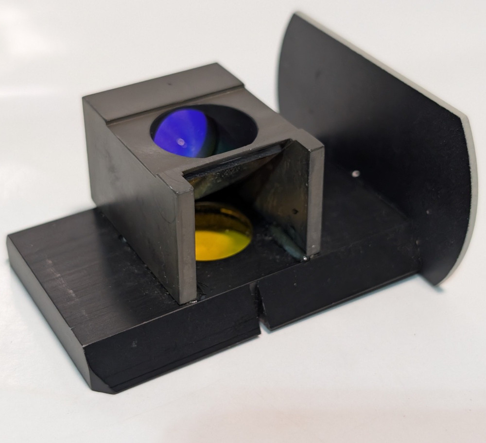 Nikon “B” Dichroic Fluorescence Filter Cube Slider For Microscope