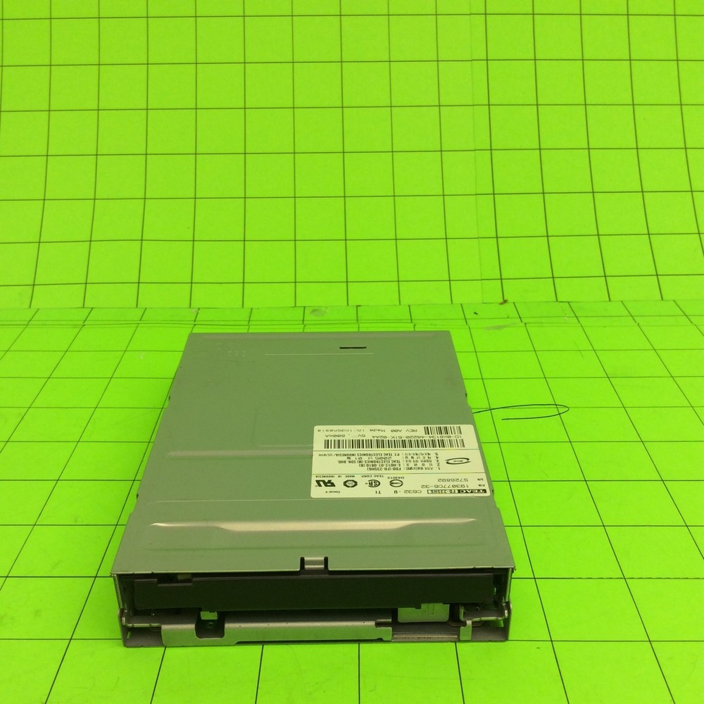 Desktop Computer Teac 193077C6-32 FD-235HG Floppy Disk Drive