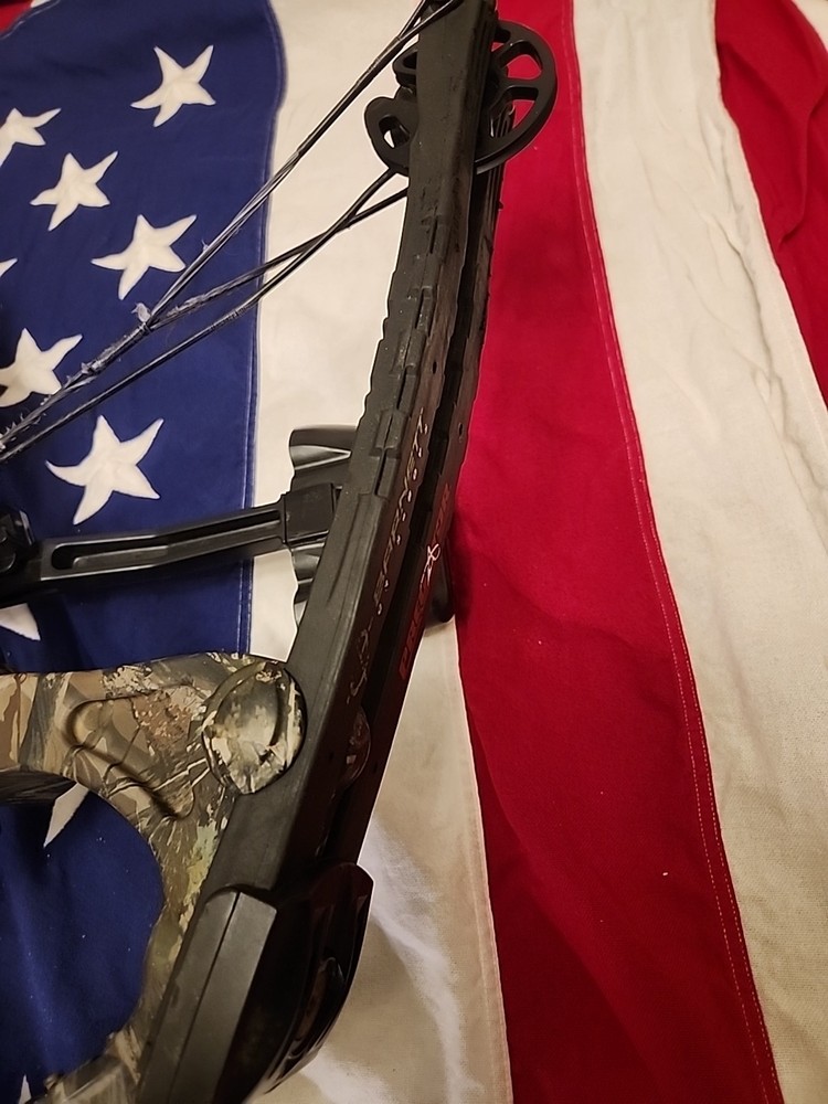 Barnett Predator Crossbow W/ Scope *Bad String* Check Description Bellow Parts
