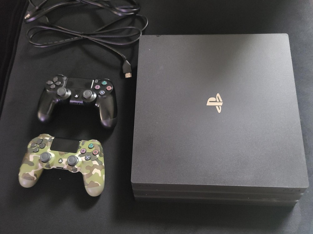 PS4 Pro Console 1TB 4K HDR + 2 Controllers (Used) All Original with Packaging 