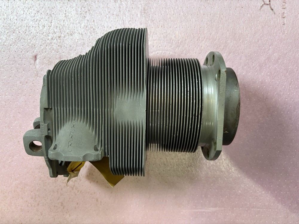 Continental IO-470 Cylinder