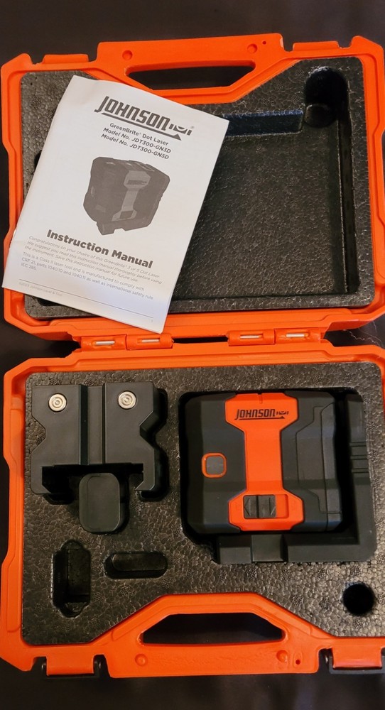 Johnson Level & Tool 5 Dot Laser, model JDT300-GN5D Self Leveling Kit