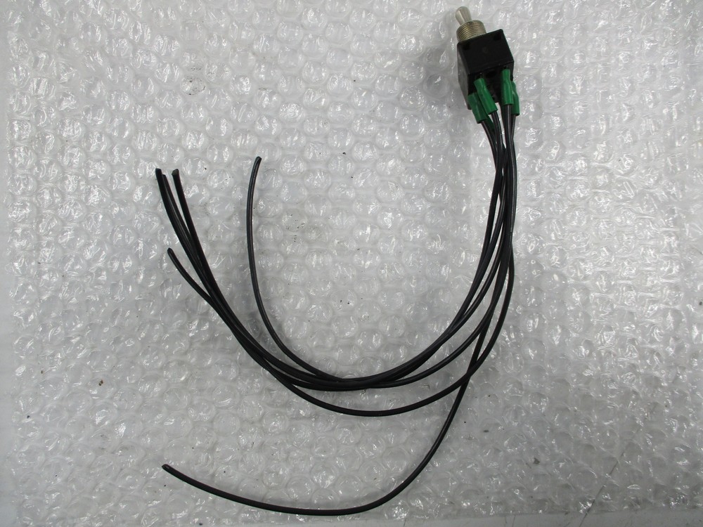 EATON 95023A250VDC 6A125V TOGGLE SWITCH NSNP