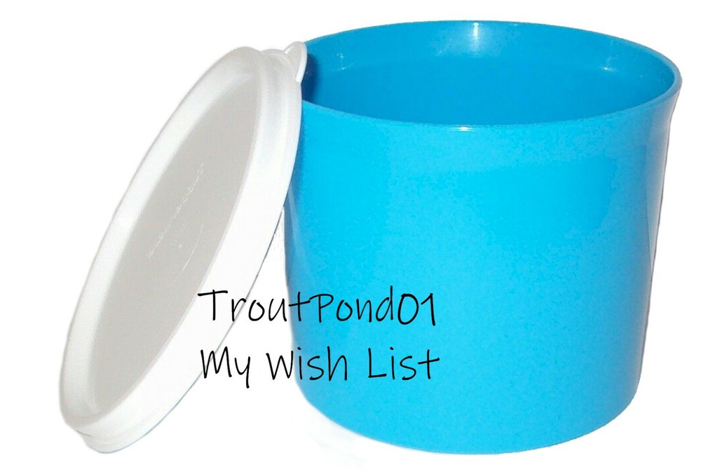 Tupperware Snack Canister Blue 20 Ounce Stacking Storage Container New