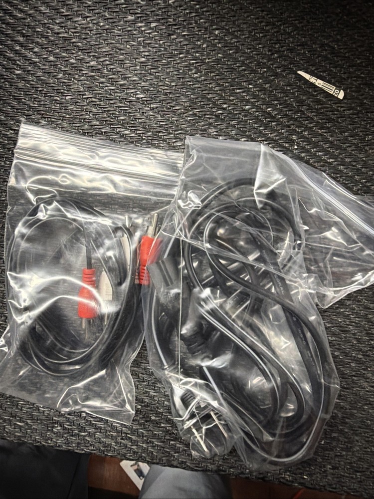 DJ CD Player Gemini CFX-30 w/ XLR Cables Bundle DJ Audio Setup