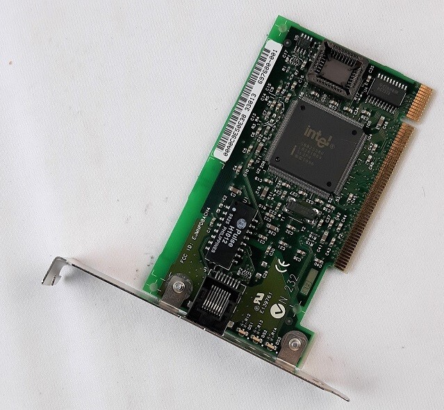 Intel 697680-001 Ethernet Card