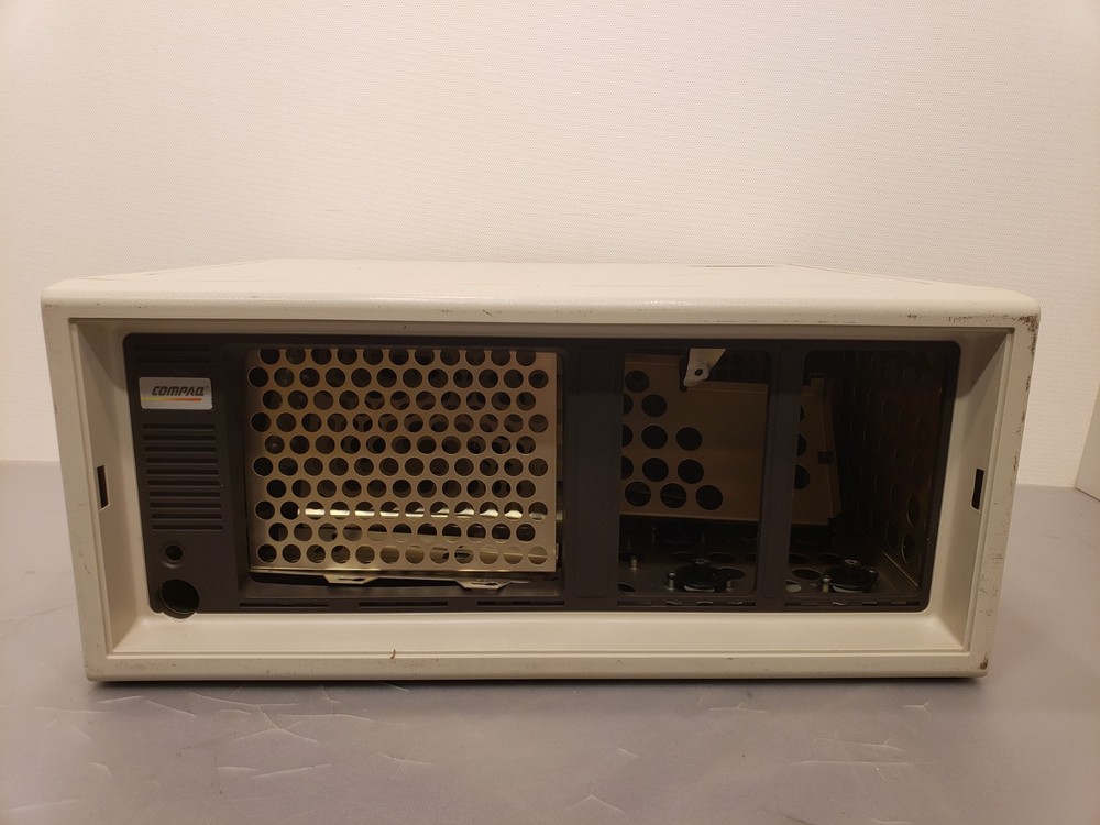 Vintage Compaq Personal Portable Computer Desktop **Empty Case Only** Nice Cond