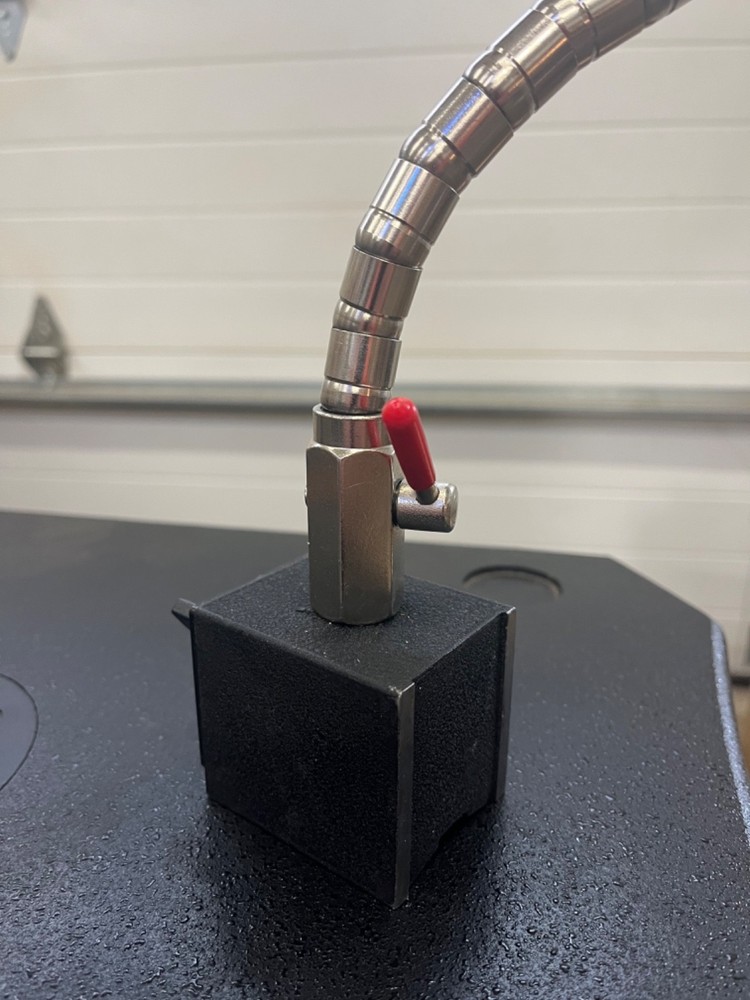 westward magnetic base for dial indicator