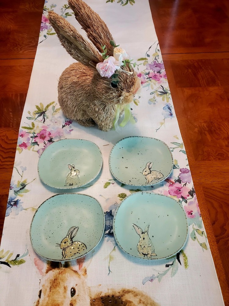Dinnerware Set Easter Bunny Rabbit-Themed 15-Piece Ceramic Spectrum designz”