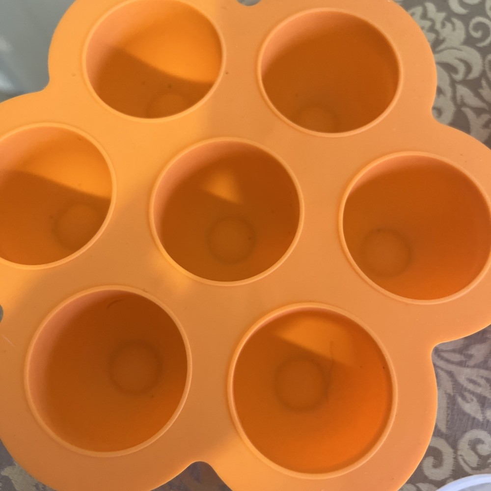2 Silicone Egg Bite Molds With Lid Orange Color