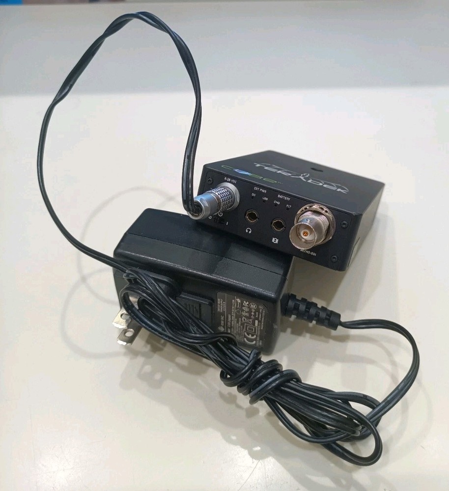 Teradek Cube-305 HD-SDI/HDSDI Decoder with AC Adapter