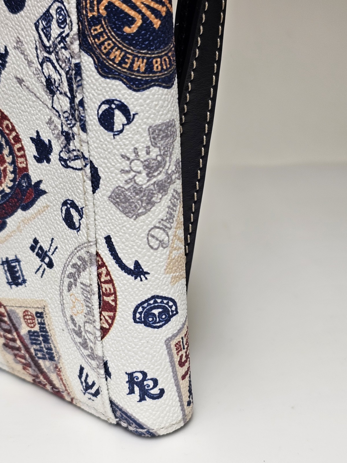 DVC Disney Vacation Club Dooney & Bourke Wallet Wristlet